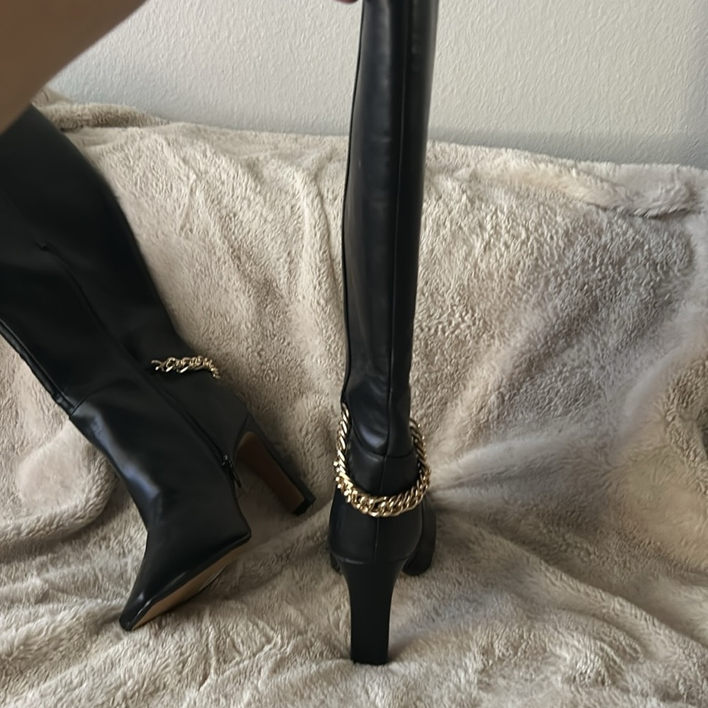 Expressss boots - Picture 2 of 3